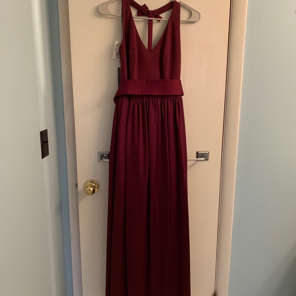 Vera Wang White Bridesmaid Dress in Wine